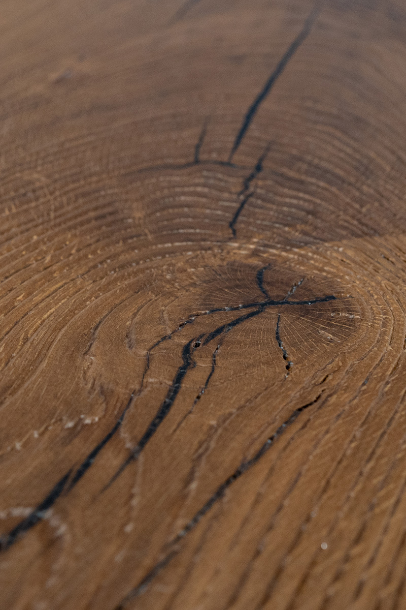 Lite drewno do produkcji stołów